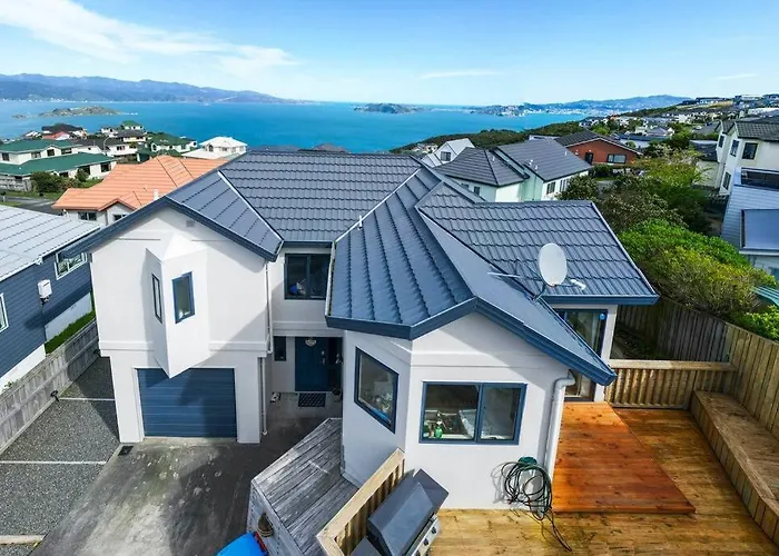 Scenic Haven Warm, Ethnic Charm