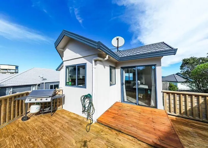Scenic Haven Warm, Ethnic Charm